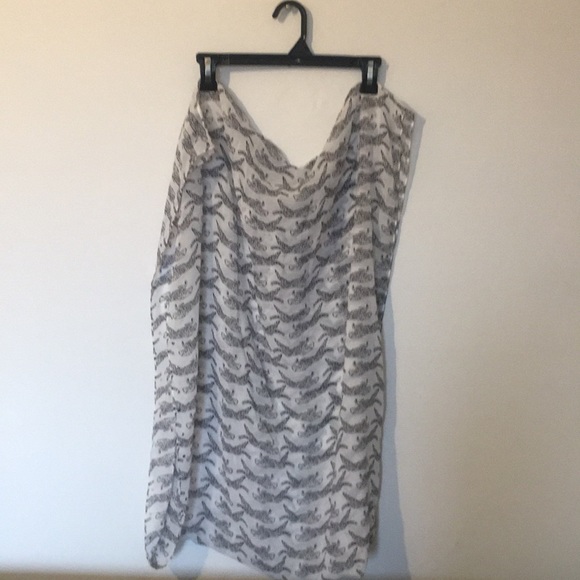 5$ with bundle 🛍 Infinity scarf with bronze studs. - Picture 6 of 9